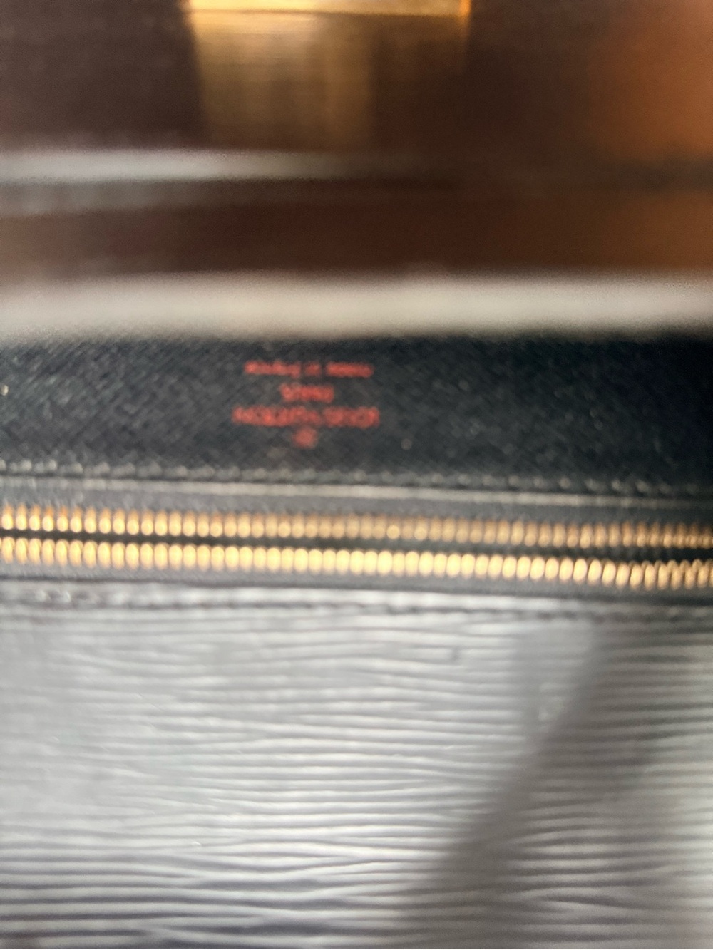 Authentic Louis Vuitton Epi Serie Dragonne Clutch – Black Noir (M52612 - Picture 15 of 16